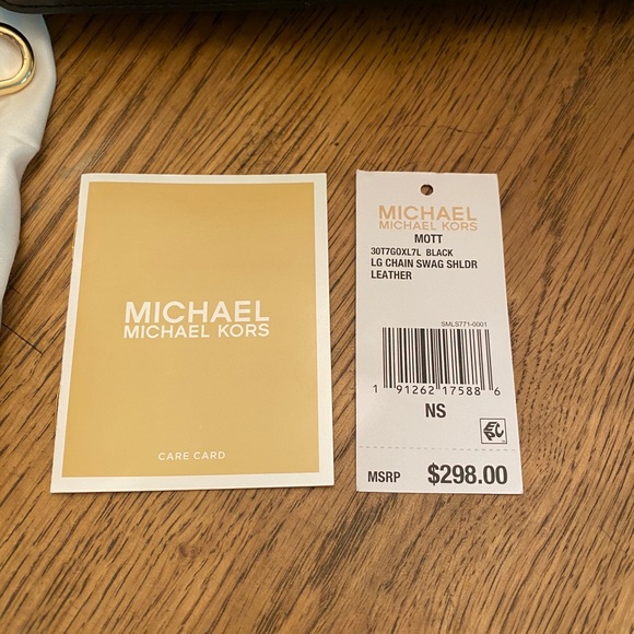 Michael Kors Black Leather Mott Handbag Bag - Picture 13 of 13